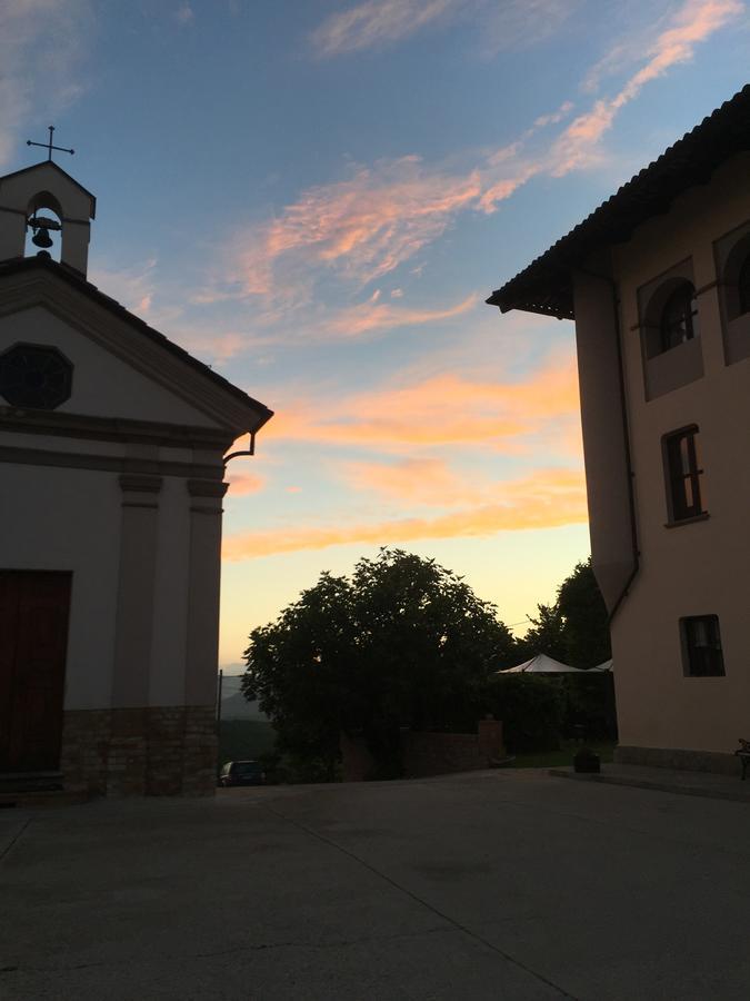 Cascina Baresane Bed and Breakfast Alba  Exteriör bild