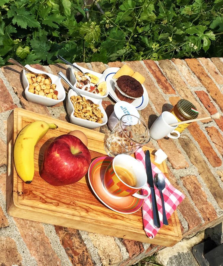 Cascina Baresane Bed and Breakfast Alba  Exteriör bild