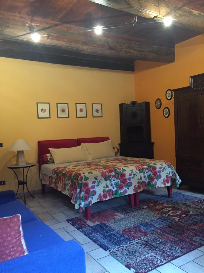 Cascina Baresane Bed and Breakfast Alba  Exteriör bild