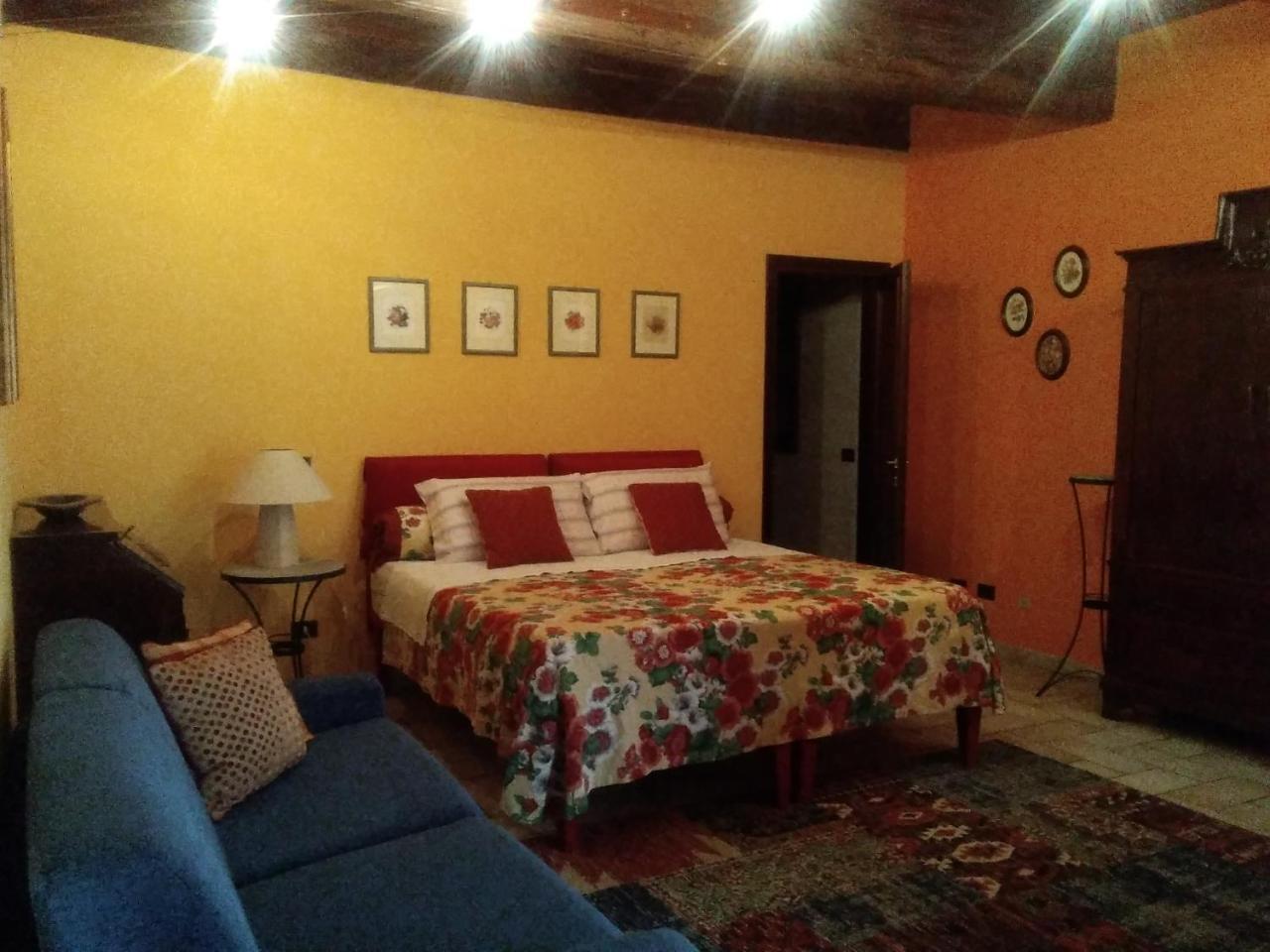 Cascina Baresane Bed and Breakfast Alba  Exteriör bild