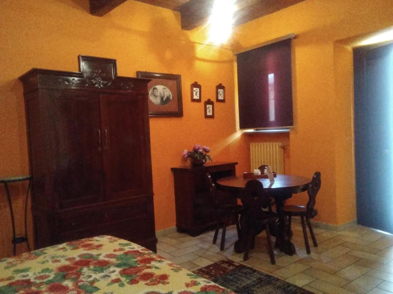 Cascina Baresane Bed and Breakfast Alba  Exteriör bild